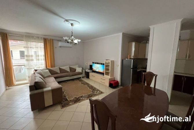 Shtepi ne shitje 2+1 ne Tirane - 120,000 Euro