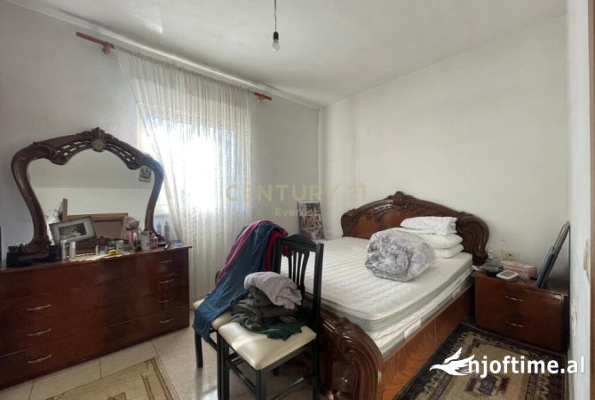Shtepi ne shitje 2+1 ne Tirane - 125,000 Euro