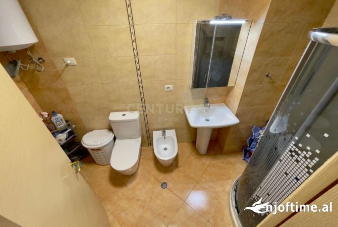 Shtepi me qera Apartament ne Tirane, 1+1, Mobilimi E mobiluar, Pagesa 550  Euro.
