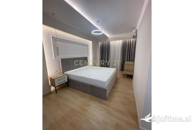 Shtepi me qera 2+1 ne Tirane - 1,100 Euro