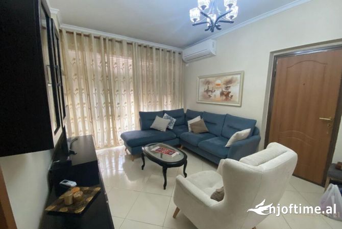 Shtepi me qera 2+1 ne Tirane - 600 Euro