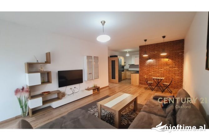 Shtepi me qera 2+1 ne Tirane - 700 Euro