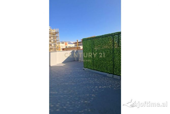 Shtepi ne shitje 1+1 ne Tirane - 165,000 Euro