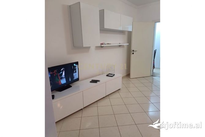 Shtepi me qera 1+1 ne Tirane - 500 Euro