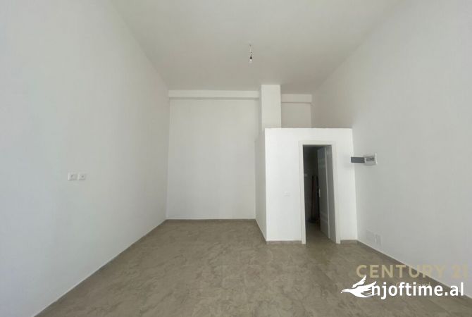 Ambient biznesi me qera 1+1 ne Tirane - 500 Euro