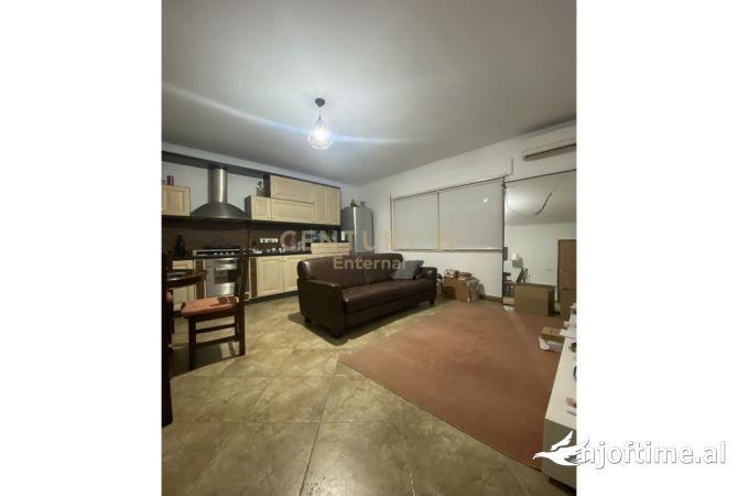 Shtepi ne shitje 1+1 ne Tirane - 128,000 Euro