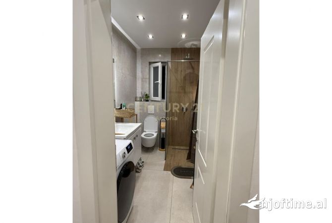 Shtepi me qera Apartament ne Tirane, 1+1, Mobilimi E mobiluar, Pagesa 650  Euro.