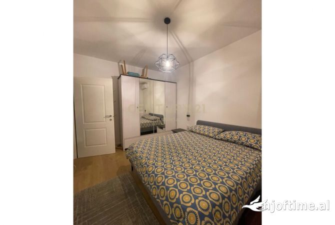 Shtepi me qera Apartament ne Tirane, 1+1, Mobilimi E mobiluar, Pagesa 650  Euro.