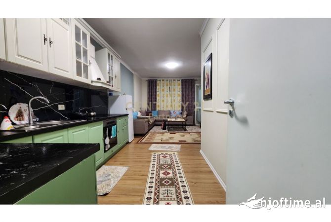 Shtepi ne shitje 1+1 ne Tirane - 90,000 Euro