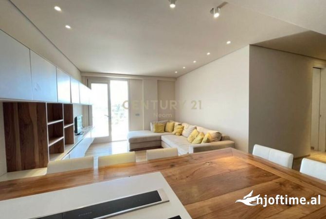 Shtepi me qera 2+1 ne Tirane - 700 Euro