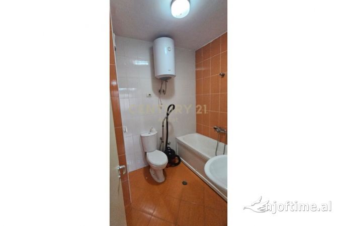 Shtepi me qera Apartament ne Tirane, 2+1, Mobilimi E mobiluar, Pagesa 500  Euro.