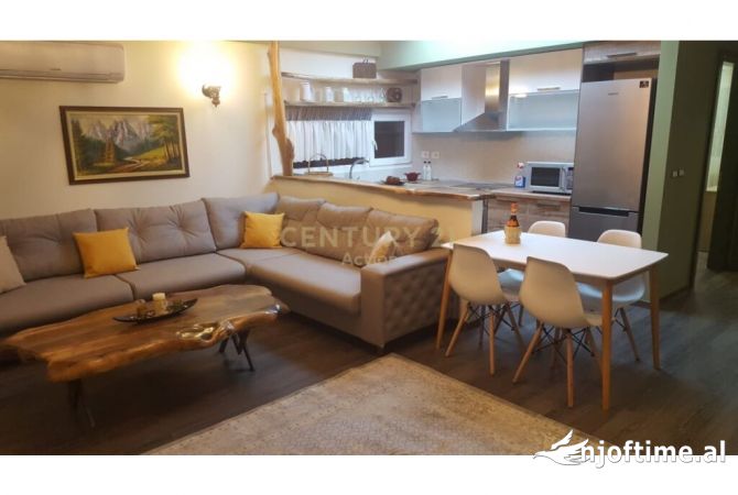 Shtepi me qera 2+1 ne Tirane - 650 Euro