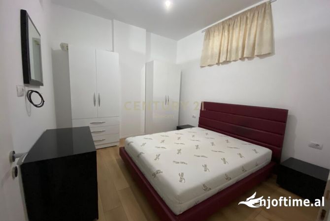 Shtepi me qera 1+1 ne Tirane - 300 Euro