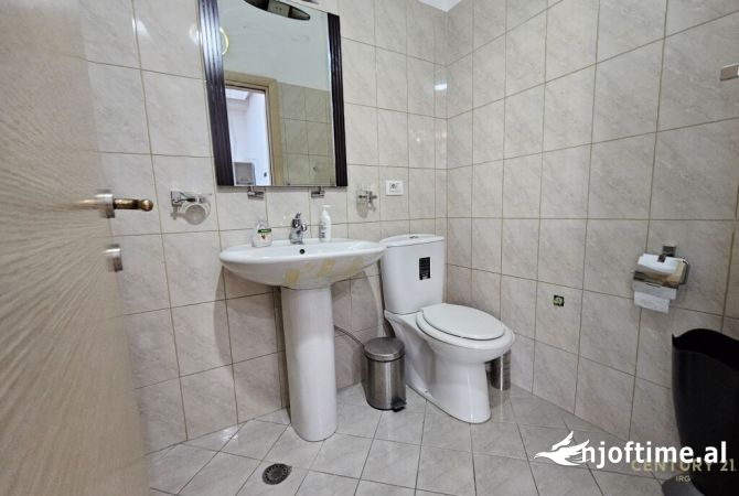 SHESIM ZYRE TE RRUGA E BOGDANEVE! 125,000 Euro