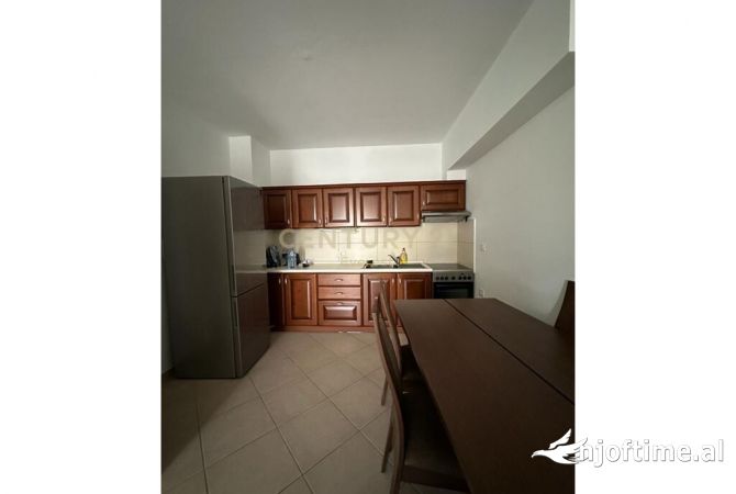 Shtepi me qera 1+1 ne Tirane - 550 Euro