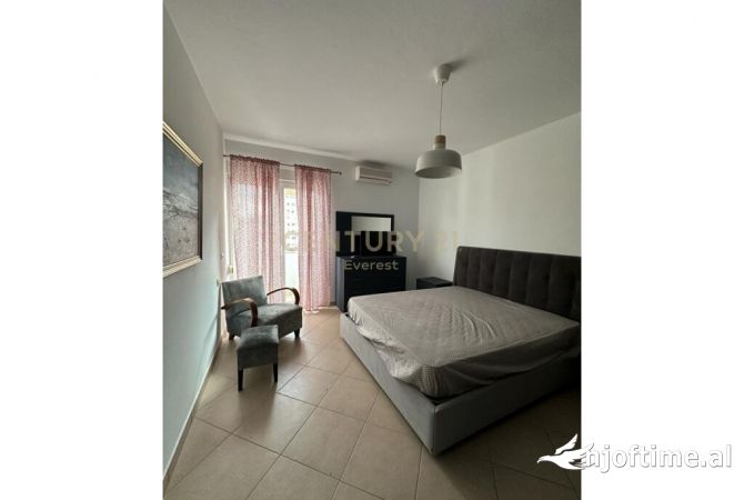 Shtepi me qera 1+1 ne Tirane - 550 Euro