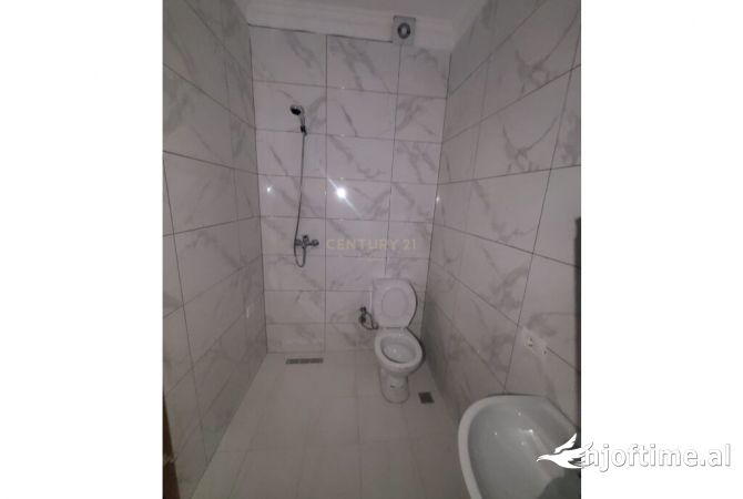 Shtepi ne shitje 1+1 ne Tirane - 78,000 Euro