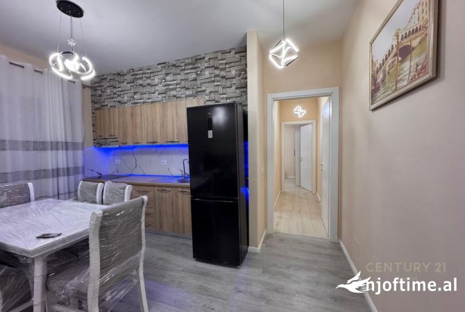 Shtepi me qera 2+1 ne Tirane - 500 Euro
