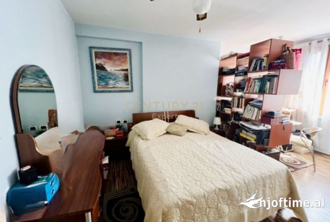 Shtepi me qera 2+1 ne Tirane - 650 Euro