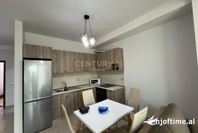 Shtepi me qera 1+1 ne Tirane - 55,000 Leke