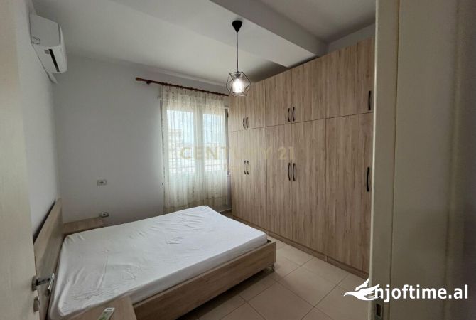 Shtepi me qera Apartament ne Tirane, 1+1, Mobilimi E mobiluar, Pagesa 55,000  Leke.