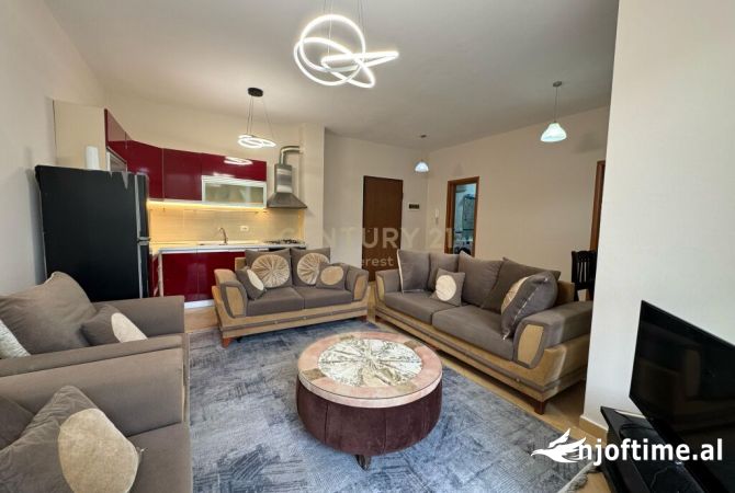 Shtepi me qera 2+1 ne Tirane - 500 Euro