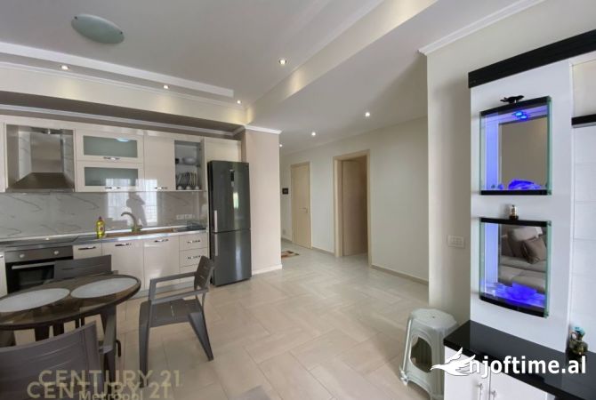 Shtepi me qera 2+1 ne Tirane - 450 Euro