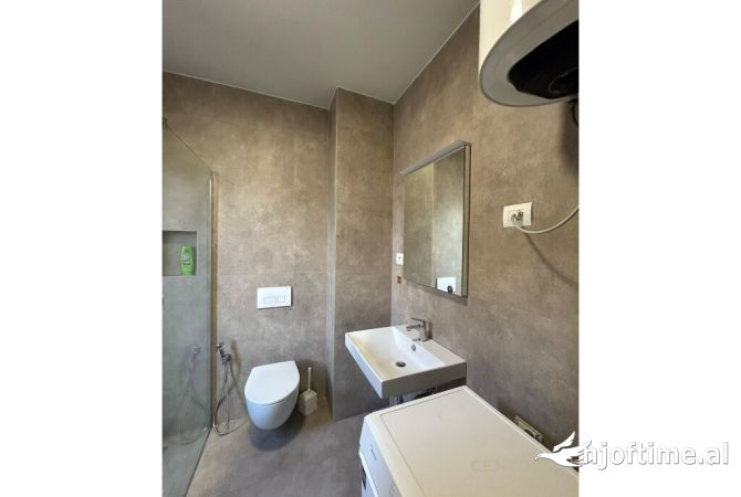 Shtepi me qera Apartament ne Tirane, 1+1, Mobilimi E mobiluar, Pagesa 500  Euro.