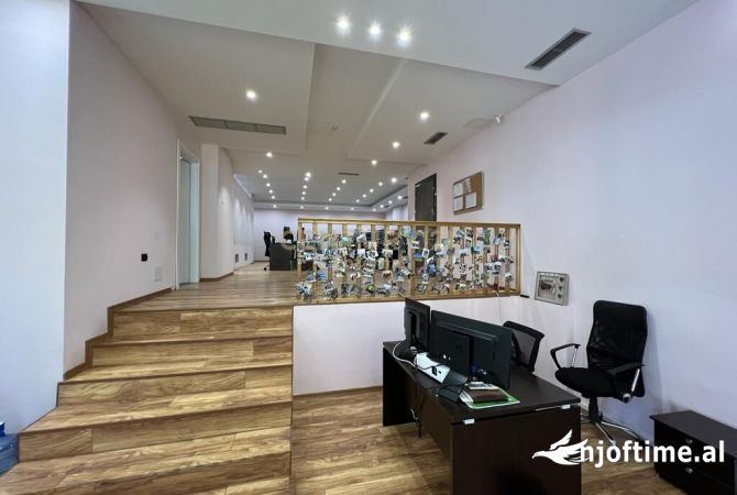 Ambient biznesi me qera 1+1 ne Tirane - 3,000 Euro