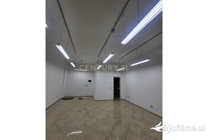 Ambient biznesi me qera 1+1 ne Tirane - 500 Euro