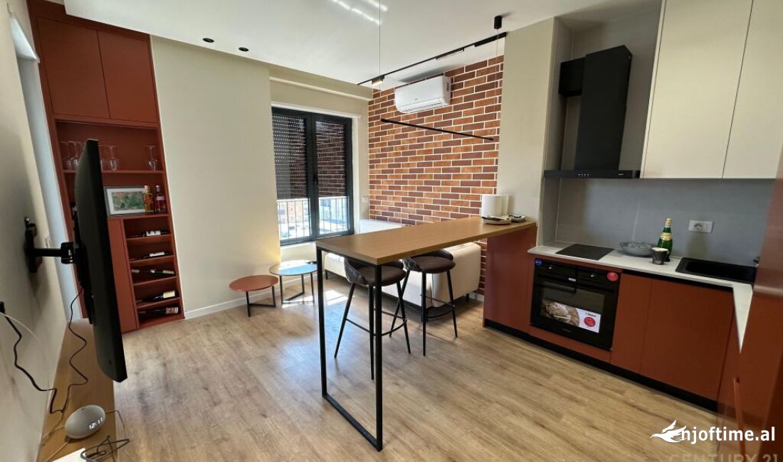 Shtepi me qera Apartament ne Tirane, 1+1, Mobilimi E mobiluar, Pagesa 800  Euro.