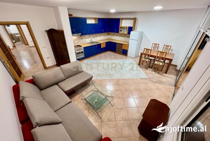Shtepi me qera 2+1 ne Tirane - 650 Euro