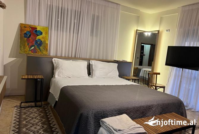 Shtepi me qera Garsoniere ne Tirane - 500 Euro