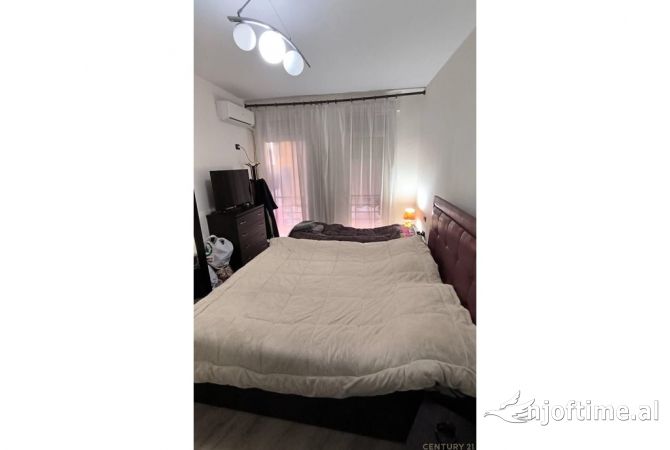 Shtepi ne shitje 1+1 ne Tirane - 150,000 Euro