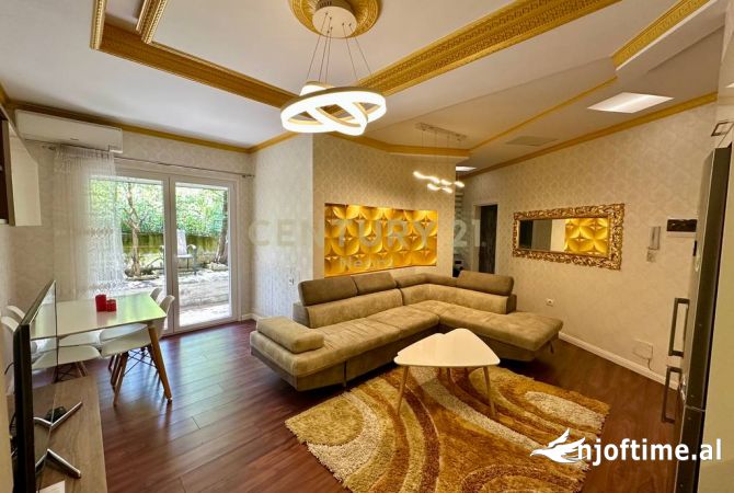 Shtepi me qera 2+1 ne Tirane - 700 Euro