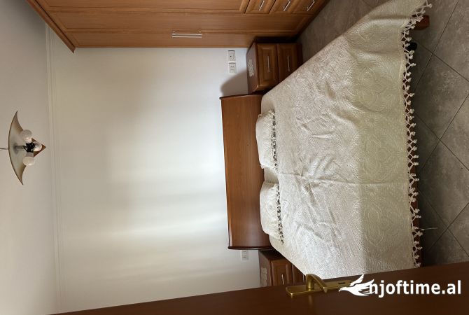 Shtepi me qera 1+1 ne Tirane - 700 Euro