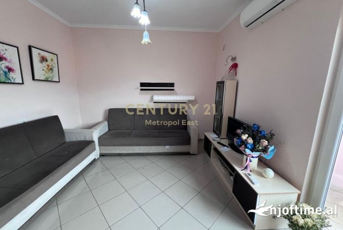 Shtepi me qera 2+1 ne Tirane - 500 Euro