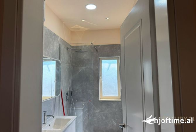 Shtepi me qera Apartament ne Tirane, 2+1, Mobilimi E mobiluar, Pagesa 600  Euro.