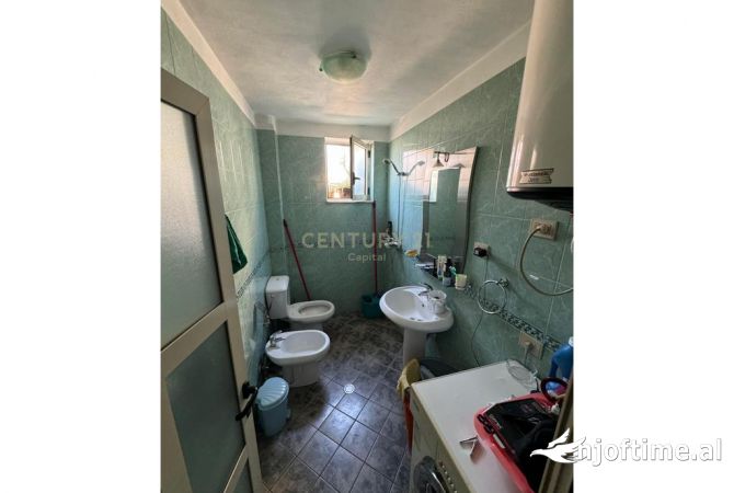 Shtepi me qera Apartament ne Tirane, 1+1, Mobilimi E mobiluar, Pagesa 500  Euro.