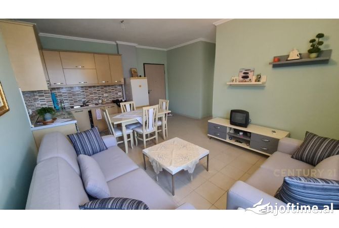 Shtepi me qera 1+1 ne Tirane - 380 Euro
