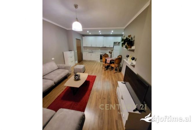 Shtepi me qera 1+1 ne Tirane - 650 Euro