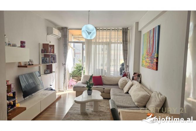 Shtepi ne shitje 2+1 ne Tirane - 129,900 Euro
