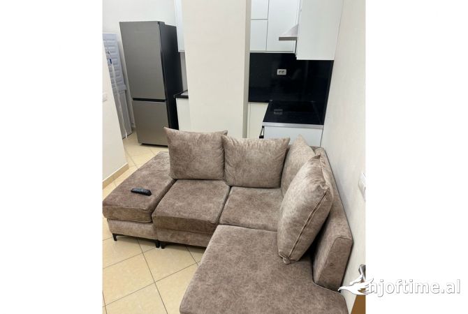 Shtepi me qera 1+1 ne Tirane - 400 Euro