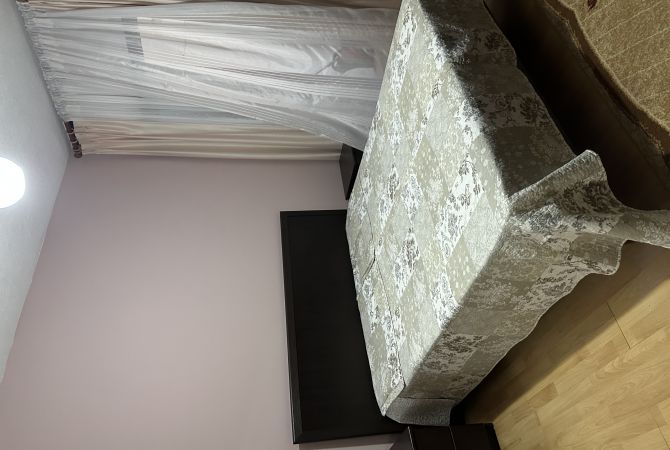 Shtepi me qera Apartament ne Tirane, 2+1, Mobilimi E mobiluar, Pagesa 650  Euro.