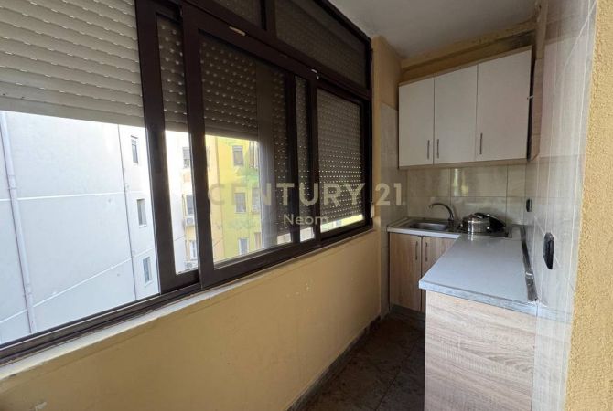 Shtepi me qera 1+1 ne Tirane - 500 Euro