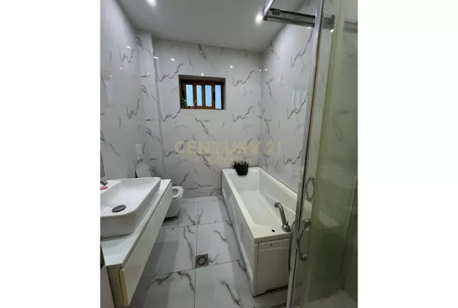 Casa in affitto 2+1 a Tirana - 450 Euro