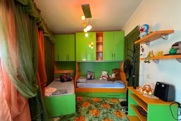 Shtepi me qera 2+1 ne Tirane - 800 Euro