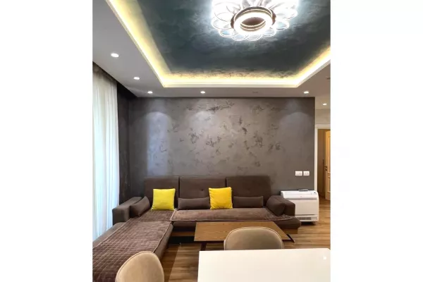 Shtepi me qera 2+1 ne Tirane - 1,000 Euro