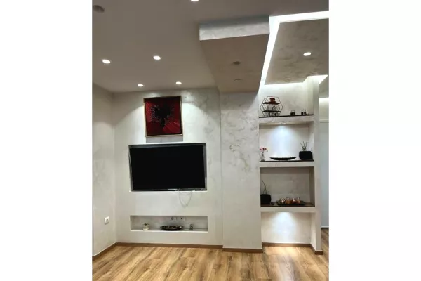 Shtepi me qera 2+1 ne Tirane - 1,000 Euro