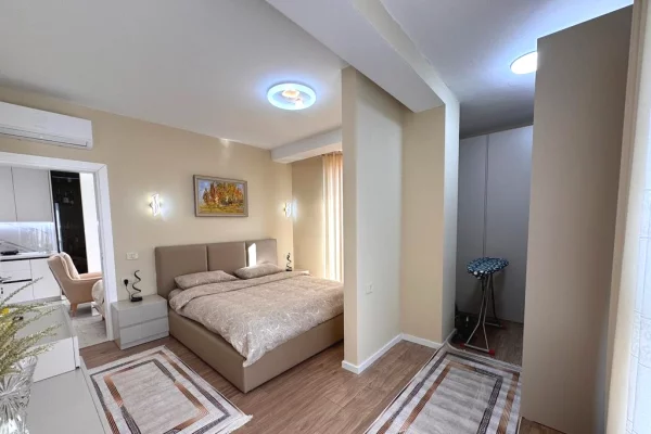 Shtepi me qera 2+1 ne Tirane - 1,500 Euro